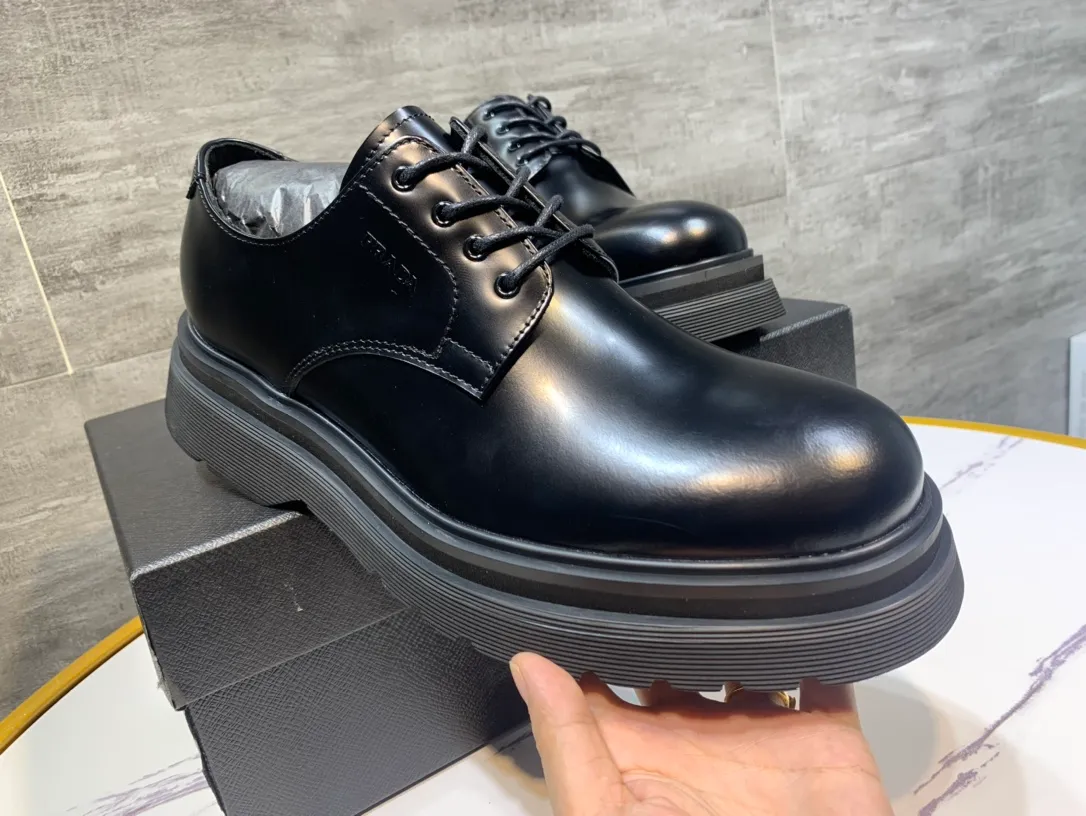 Men's men's shoes 💰760💰 🔥🔥🔥3990prada derby Prada top version thick-soled derby shoes, ken same fabric imported open edge beads, cowhide lining, cowhide feet complete set packaging code number 38-46
